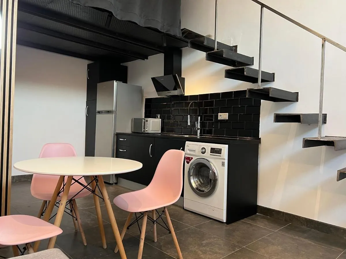 Apartament Mini Duplex Moderno Bien Ubicado. Tarifa