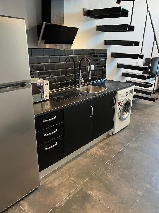 Apartament Mini Duplex Moderno Bien Ubicado. Tarifa