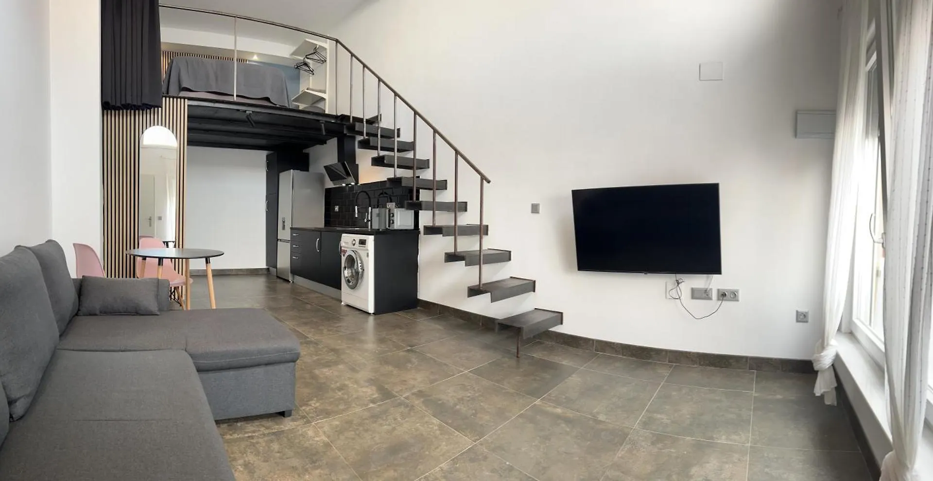 Apartament Mini Duplex Moderno Bien Ubicado. Tarifa